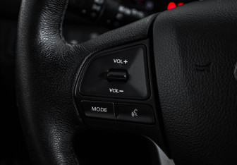 Подержанный автомобиль Kia Rio Sedan 2013 года (16 фото)