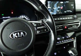 Подержанный автомобиль Kia Seltos 2020 года (21 фото)