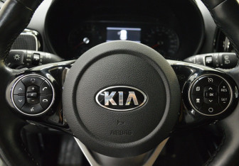Подержанный автомобиль Kia Soul 2020 года (15 фото)
