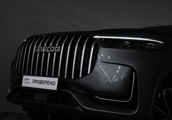 Подержанный автомобиль Jaecoo J8 2024 года (33 фото)