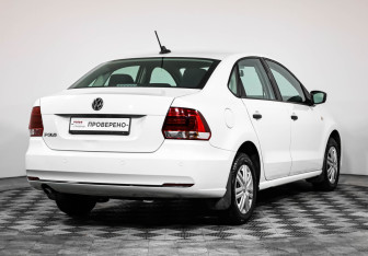 Подержанный автомобиль Volkswagen Polo Sedan 2018 года (5 фото)