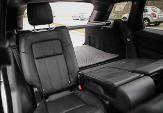 Подержанный автомобиль Land Rover Range Rover Sport 2021 года (33 фото)