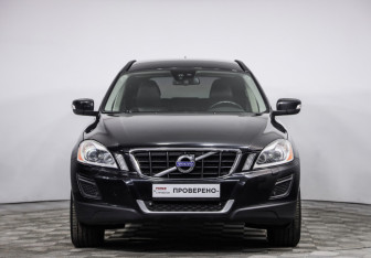 Подержанный автомобиль Volvo XC60 2012 года (2 фото)