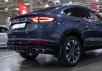 Подержанный автомобиль Geely Tugella 2023 года (9 фото)