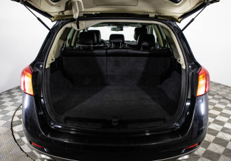 Подержанный автомобиль Nissan Murano Suv 2010 года (9 фото)