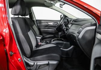 Подержанный автомобиль Nissan Qashqai 2020 года (19 фото)