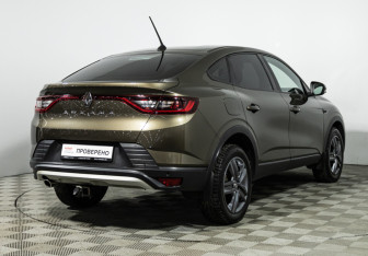 Подержанный автомобиль Renault Arkana 2021 года (5 фото)