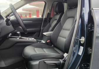 Подержанный автомобиль Mazda CX-5 2021 года (10 фото)
