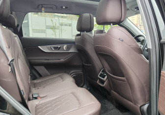 Подержанный автомобиль Chery Tiggo 8 Pro Max 2023 года (11 фото)