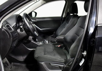 Подержанный автомобиль Mazda CX-5 2015 года (11 фото)