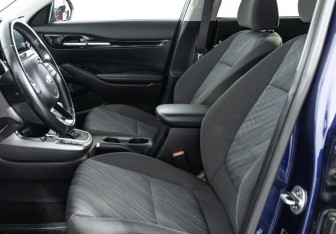 Подержанный автомобиль Kia Seltos 2020 года (16 фото)