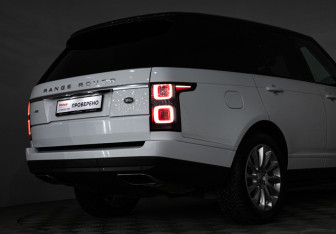 Подержанный автомобиль Land Rover Range Rover 2018 года (29 фото)