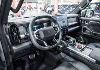 Подержанный автомобиль Jetour T2 2024 года (16 фото)