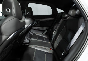 Подержанный автомобиль Geely Tugella 2023 года (10 фото)