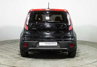 Подержанный автомобиль Kia Soul 2018 года (6 фото)