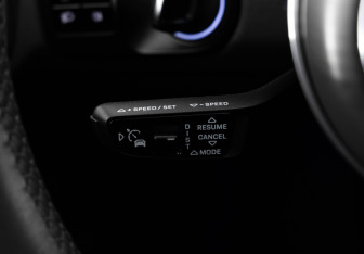 Подержанный автомобиль Porsche Cayenne 2018 года (27 фото)