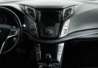 Подержанный автомобиль Hyundai i40 Sedan 2015 года (14 фото)