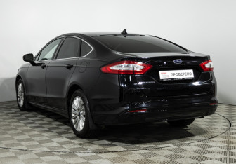 Подержанный автомобиль Ford Mondeo Sedan 2018 года (7 фото)