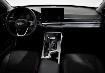 Подержанный автомобиль Geely Emgrand 2024 года (14 фото)