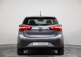 Подержанный автомобиль Kia Rio Hatchback 2014 года (4 фото)