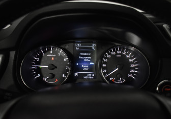 Подержанный автомобиль Nissan Qashqai 2016 года (14 фото)