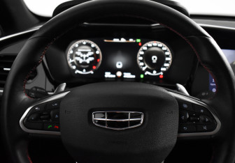 Подержанный автомобиль Geely Tugella 2022 года (19 фото)