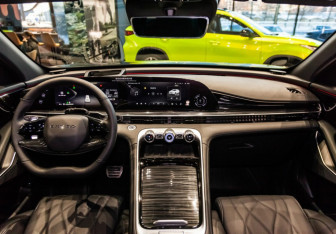 Новый Exeed RX 2025 (18 фото)