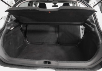 Подержанный автомобиль Peugeot 308 Hatchback 2011 года (23 фото)