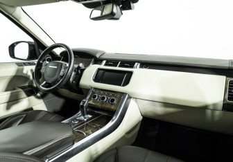 Подержанный автомобиль Land Rover Range Rover Sport 2016 года (9 фото)