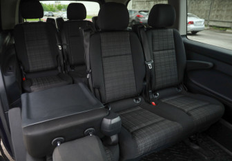 Подержанный автомобиль Mercedes-Benz Vito 2016 года (23 фото)