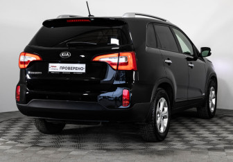 Подержанный автомобиль Kia Sorento 2014 года (5 фото)