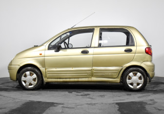 Подержанный автомобиль Daewoo Matiz 2007 года (8 фото)