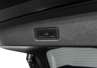 Подержанный автомобиль Omoda C5 2022 года (16 фото)