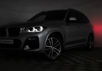 Подержанный автомобиль BMW X3 2018 года (26 фото)