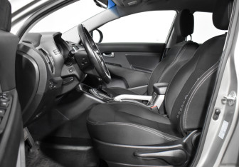 Подержанный автомобиль Kia Sportage 2014 года (10 фото)