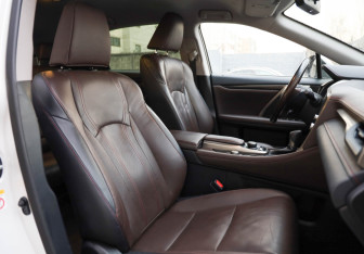 Подержанный автомобиль Lexus RX 2016 года (9 фото)