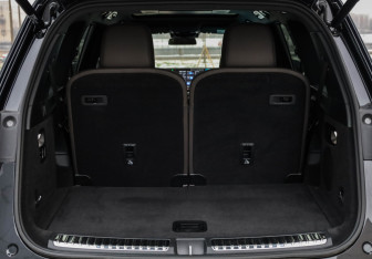 Подержанный автомобиль LiXiang L9 2024 года (37 фото)