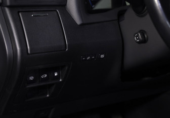 Подержанный автомобиль Lexus RX 2011 года (24 фото)