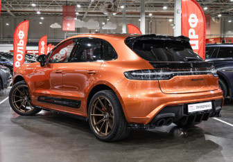 Подержанный автомобиль Porsche Macan 2016 года (14 фото)