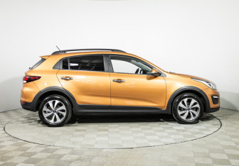 Подержанный автомобиль Kia Rio Hatchback 2019 года (4 фото)