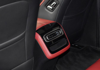 Подержанный автомобиль Exeed RX 2023 года (18 фото)