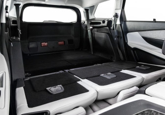 Подержанный автомобиль Peugeot 5008 Suv 2020 года (25 фото)