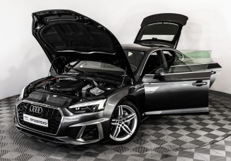 Подержанный автомобиль Audi A5 Liftback 2021 года (11 фото)