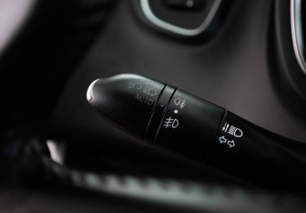 Подержанный автомобиль Renault Scenic 2018 года (12 фото)