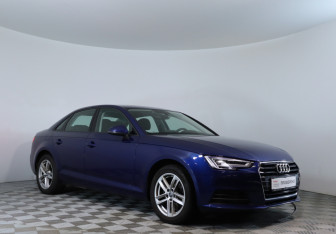 Подержанный автомобиль Audi A4 Sedan 2018 года (3 фото)