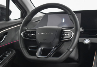 Подержанный автомобиль Omoda C5 2023 года (14 фото)