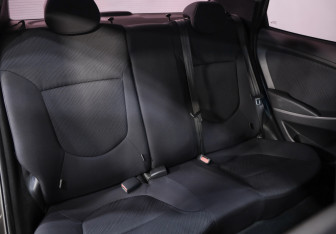 Подержанный автомобиль Hyundai Solaris Sedan 2014 года (19 фото)