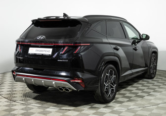 Подержанный автомобиль Hyundai Tucson 2022 года (5 фото)