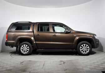 Подержанный автомобиль Volkswagen Amarok 2016 года (4 фото)