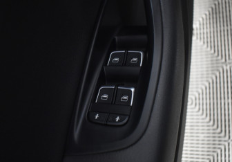 Подержанный автомобиль Audi A6 allroad 2013 года (20 фото)